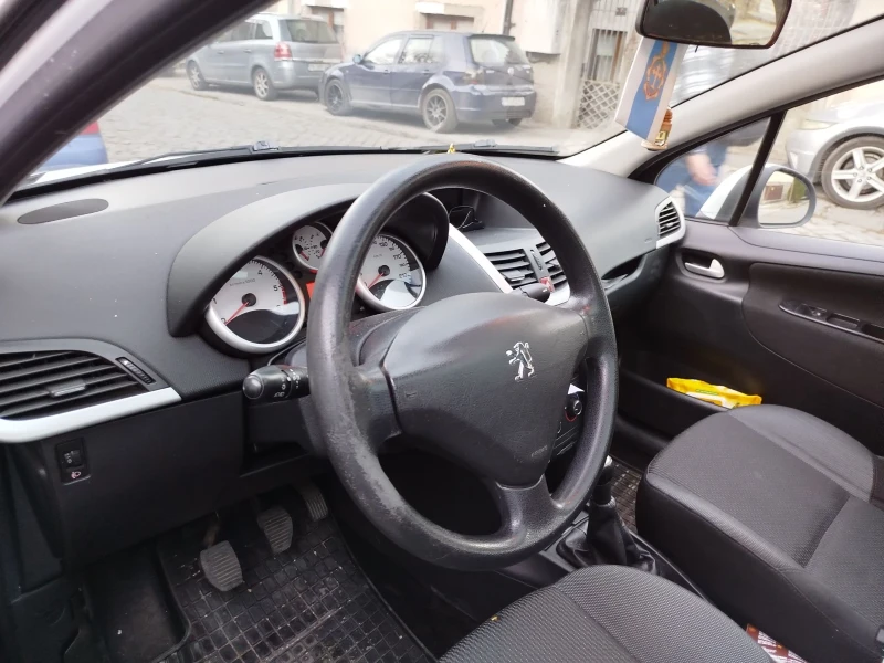 Peugeot 207, снимка 9 - Автомобили и джипове - 48380883