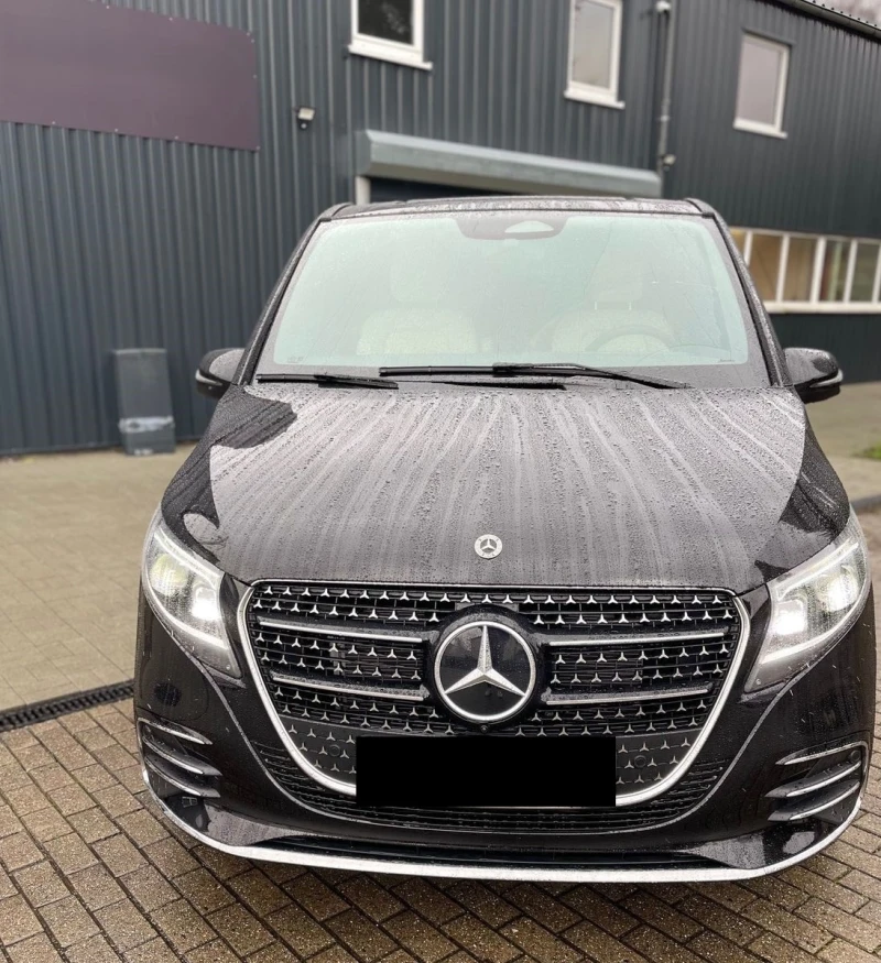 Mercedes-Benz V 300 d/AMG/4MATIC/EXTRA LONG/BURMESTER/360/LED/8-МЕСТЕН, снимка 2 - Автомобили и джипове - 49533423