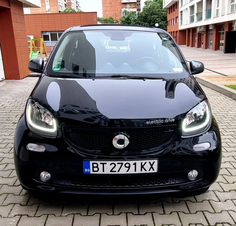 Smart Forfour EQ 18kw passion, снимка 2 - Автомобили и джипове - 50461705