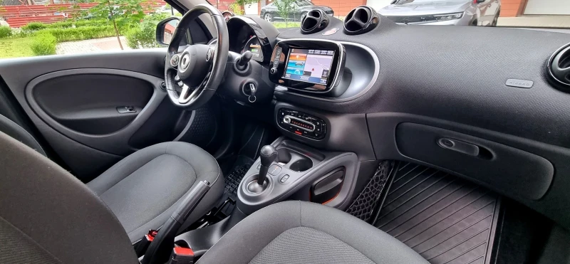 Smart Forfour EQ 18kw passion, снимка 9 - Автомобили и джипове - 50461705