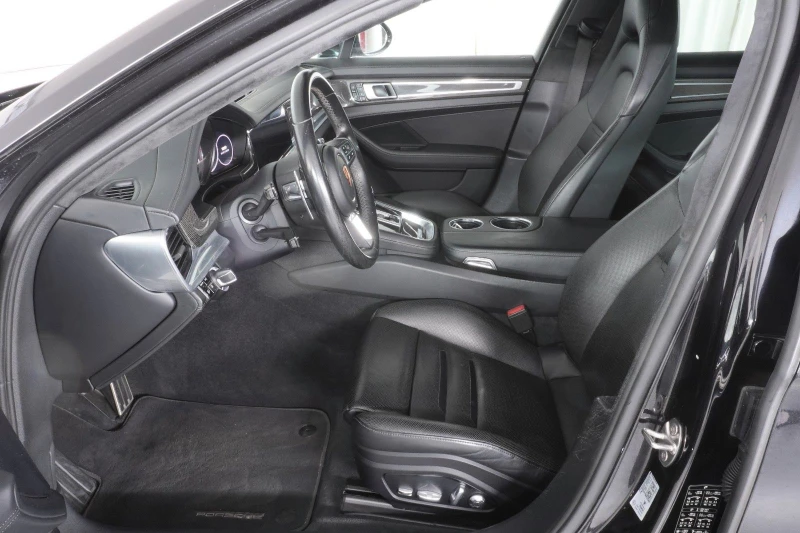 Porsche Panamera TURBOSPORT/549HP/4X4/CARPLAY/CARBON/PANO/360/102f, снимка 8 - Автомобили и джипове - 50536540