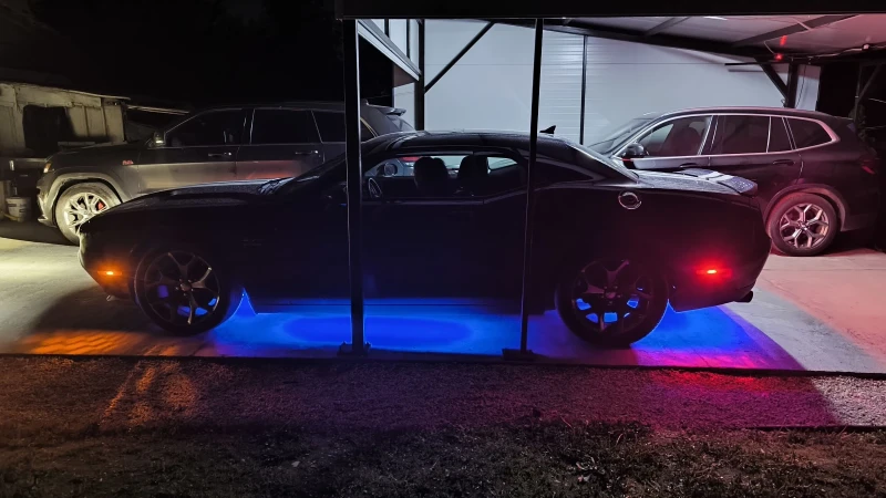 Dodge Challenger 5.7 R/T plus, Super track pack, снимка 9 - Автомобили и джипове - 50550066