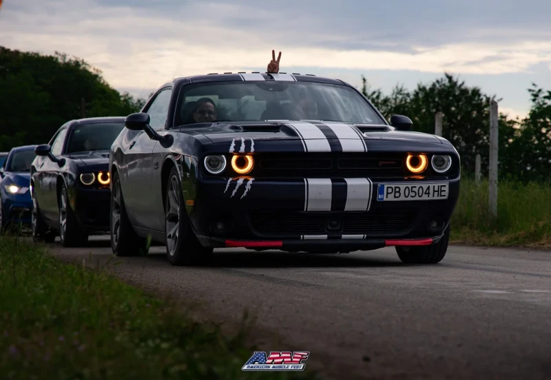 Dodge Challenger 5.7 R/T plus, Super track pack