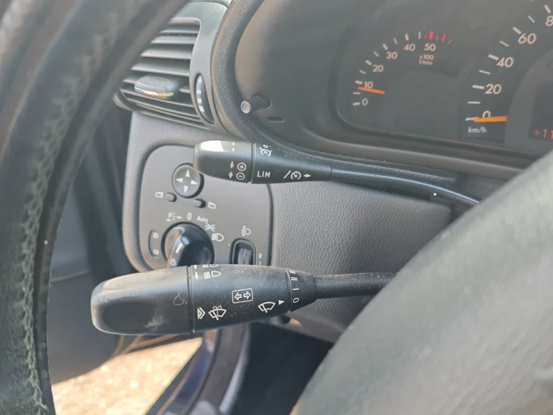 Mercedes-Benz C 220 NAVI АВТОПИЛОТ РЕГИСТРИРАНА, снимка 13 - Автомобили и джипове - 52535649