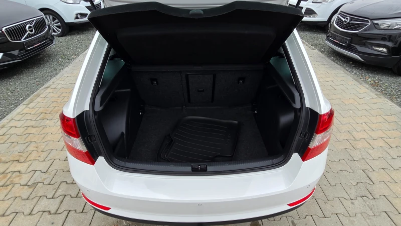 Skoda Rapid 1.6* TDI* 90кс* , снимка 13 - Автомобили и джипове - 52639549