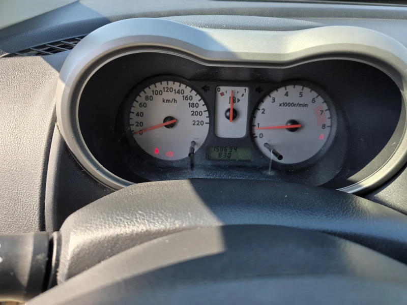 Nissan Note 1.4i ПЕРФЕКТЕН, снимка 12 - Автомобили и джипове - 53152441