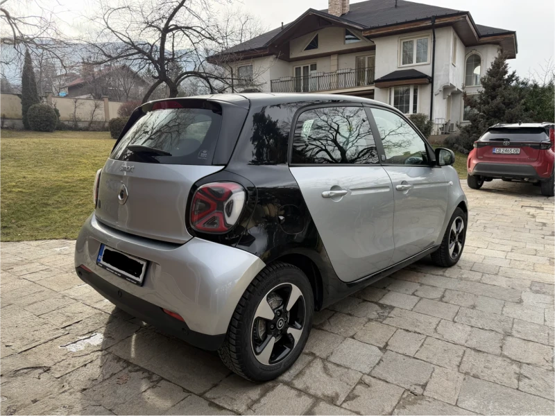 Smart Forfour EQ Passion, снимка 4 - Автомобили и джипове - 53265162