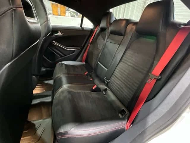 Mercedes-Benz CLA 45 AMG 4MATIC/ПАНОРАМА/ПОДГРЕВИ, снимка 15 - Автомобили и джипове - 54384206