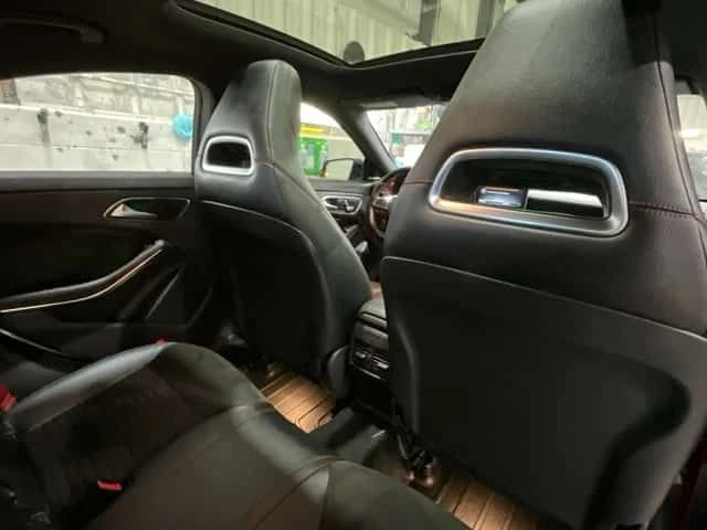 Mercedes-Benz CLA 45 AMG 4MATIC/ПАНОРАМА/ПОДГРЕВИ, снимка 12 - Автомобили и джипове - 54384206