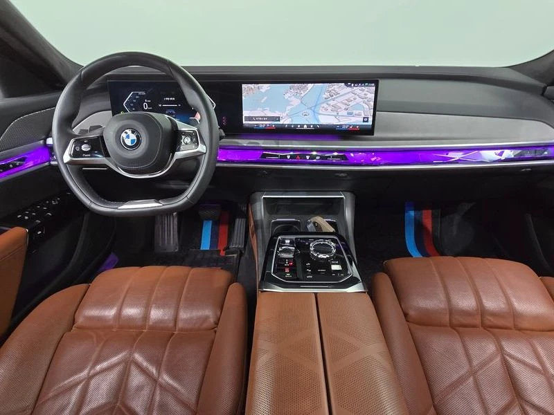 BMW 740 * PURE EXCELLENCE* THEATRE SCREEN* МАСАЖИ* FULL* , снимка 7 - Автомобили и джипове - 55536149