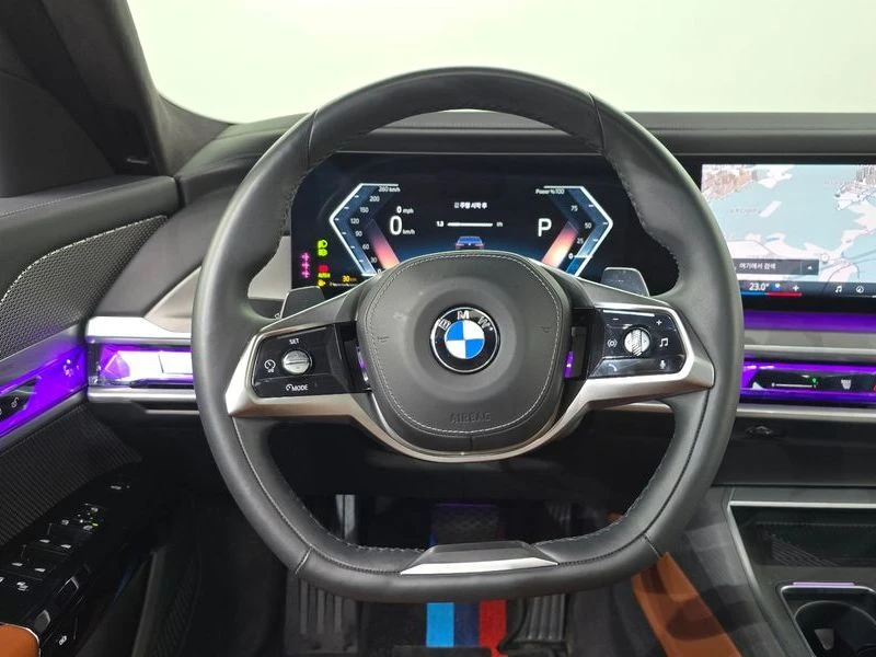 BMW 740 * PURE EXCELLENCE* THEATRE SCREEN* МАСАЖИ* FULL* , снимка 13 - Автомобили и джипове - 55536149