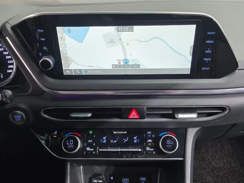 Hyundai Sonata 2.0 Premium Plus, снимка 14 - Автомобили и джипове - 55803447