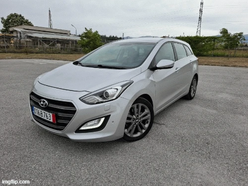 Hyundai I30 1.6CRDi* Premium* Camera* Navi* Keyless* Face* 6ск