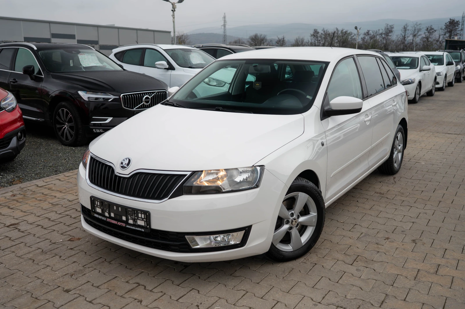 Skoda Rapid 1.6* TDI* 90кс* , снимка 1