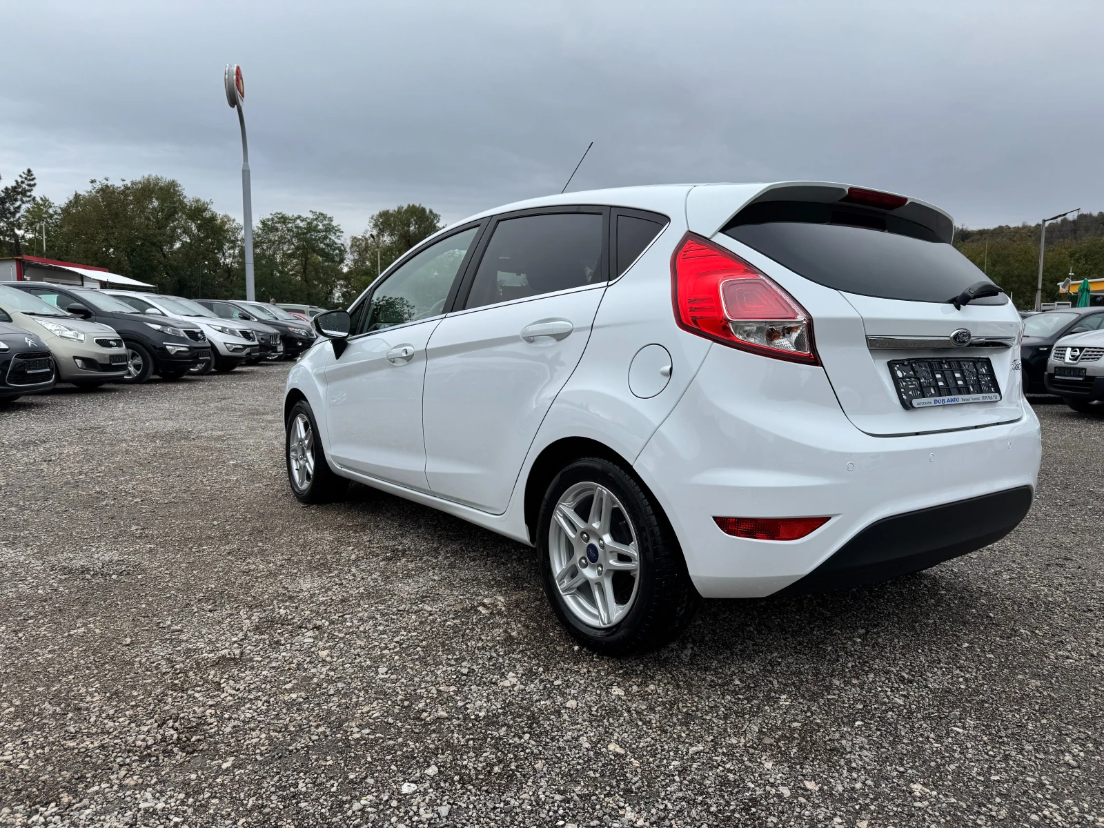 Ford Fiesta 1.5TDCI-TITANIUM-NAVI - изображение 4