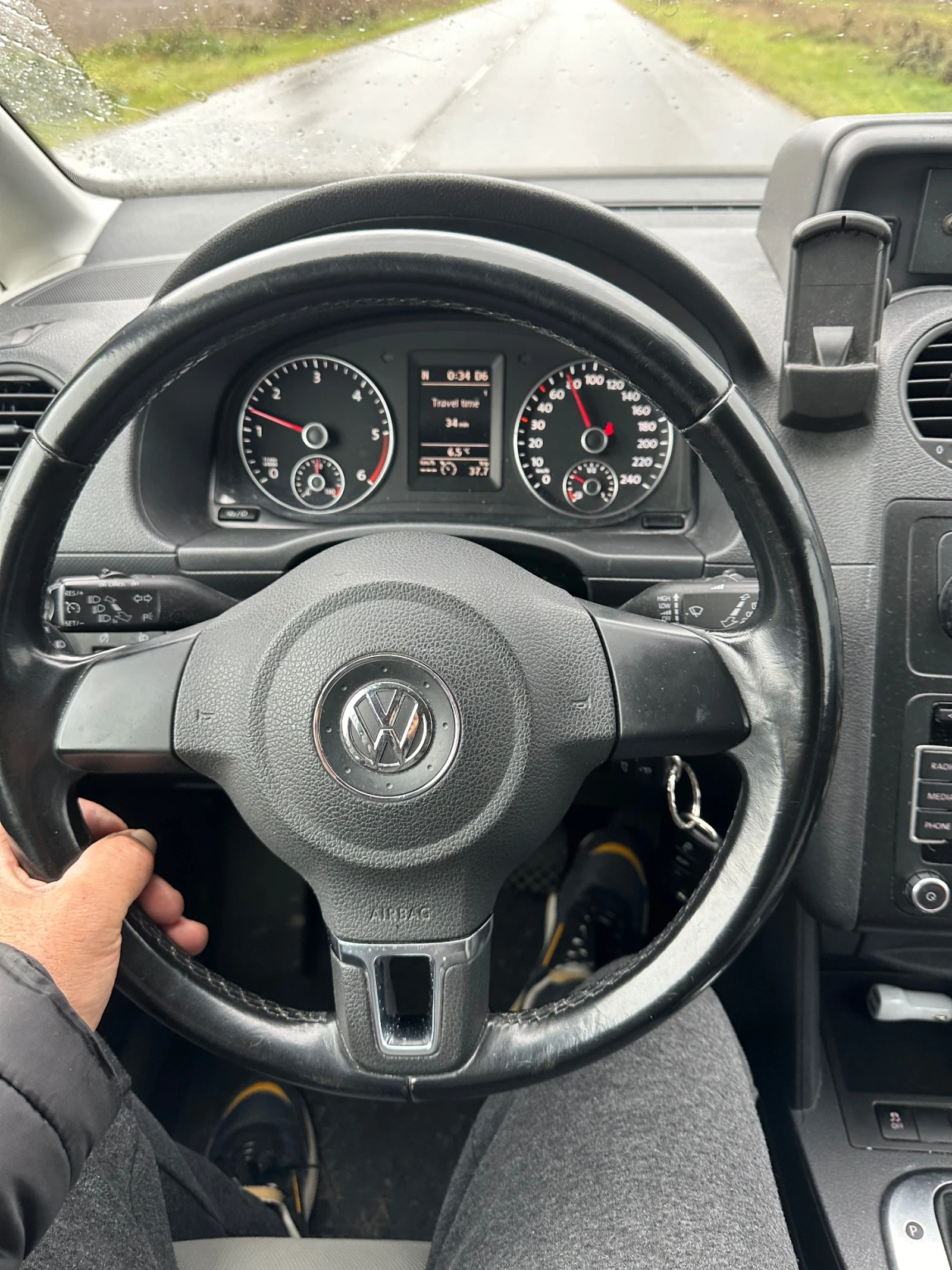 VW Caddy Maxi - изображение 6