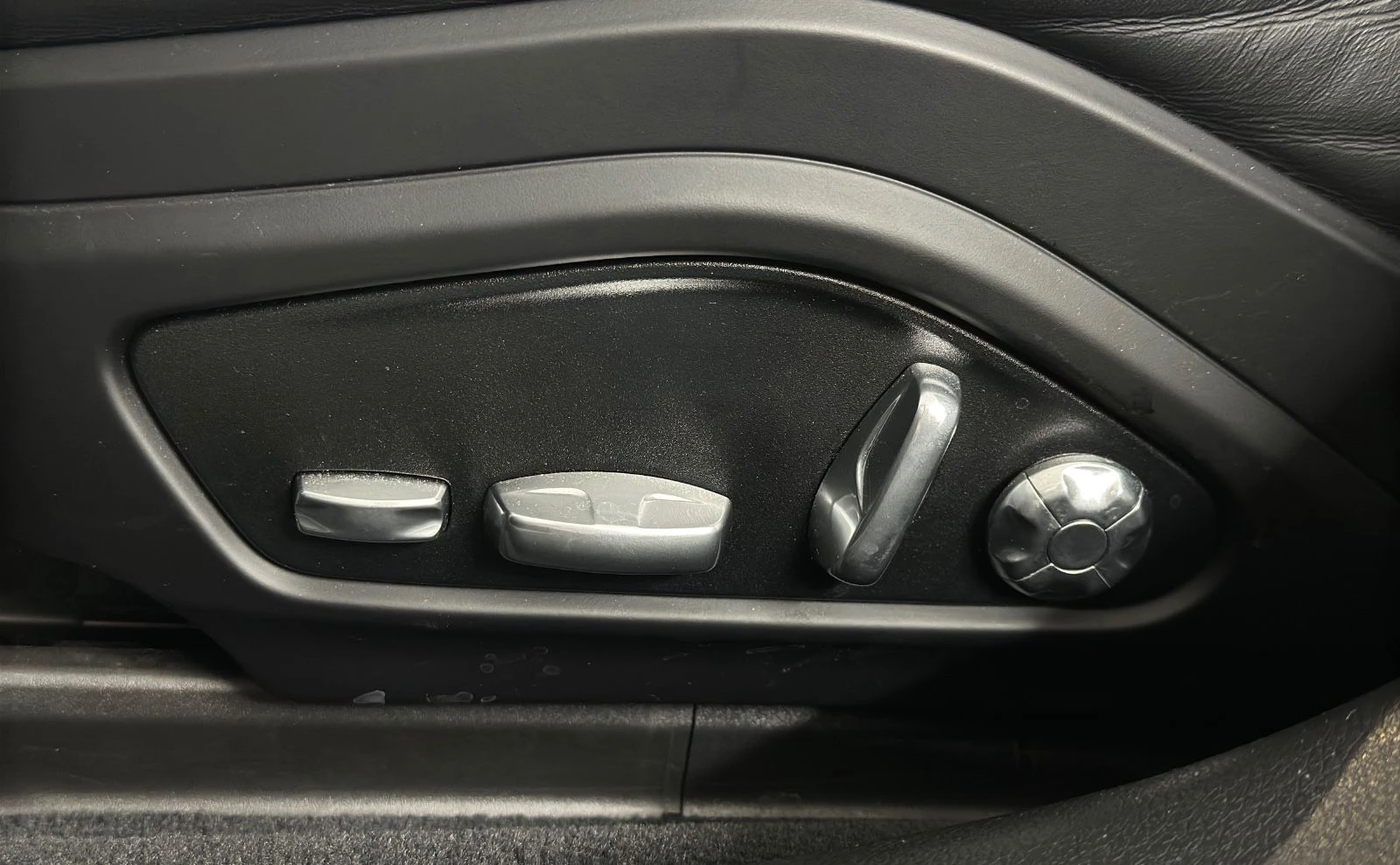 Porsche Panamera TURBOSPORT/549HP/4X4/CARPLAY/CARBON/PANO/360/102f | Mobile.bg   13