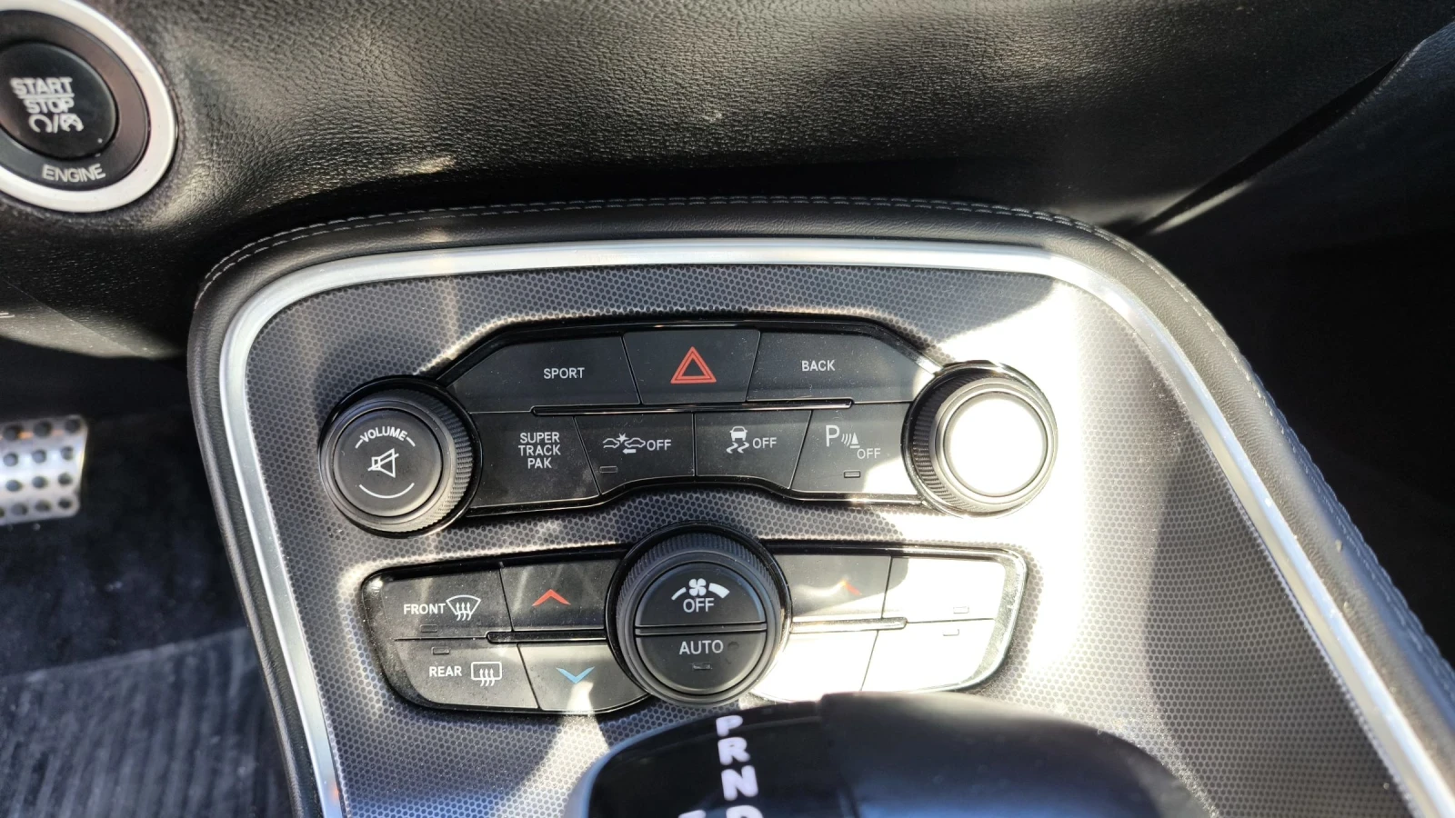 Dodge Challenger 5.7 R/T plus, Super track pack | Mobile.bg   13