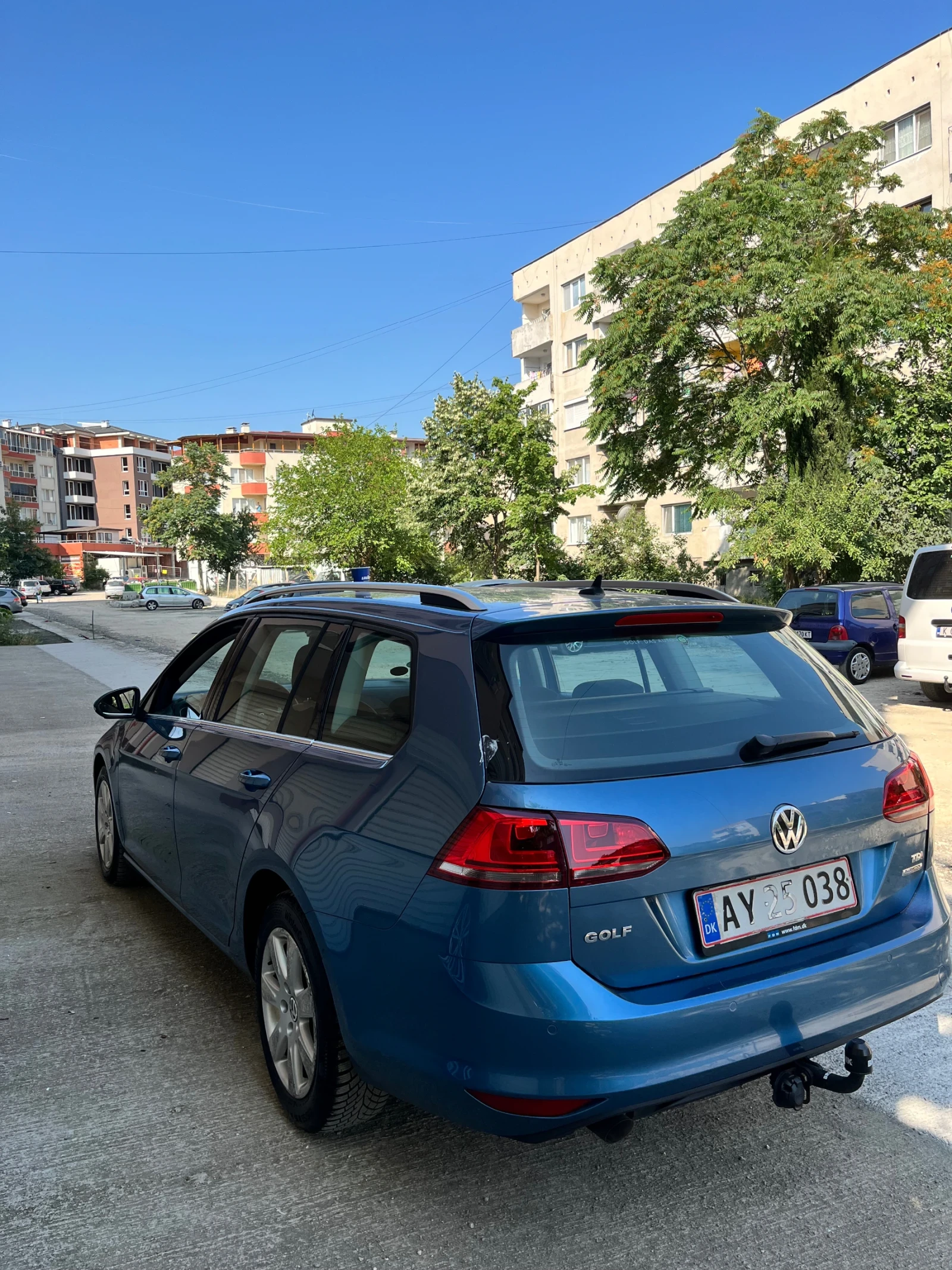 VW Golf 1.6 Navi DSG7 FuLL - изображение 3