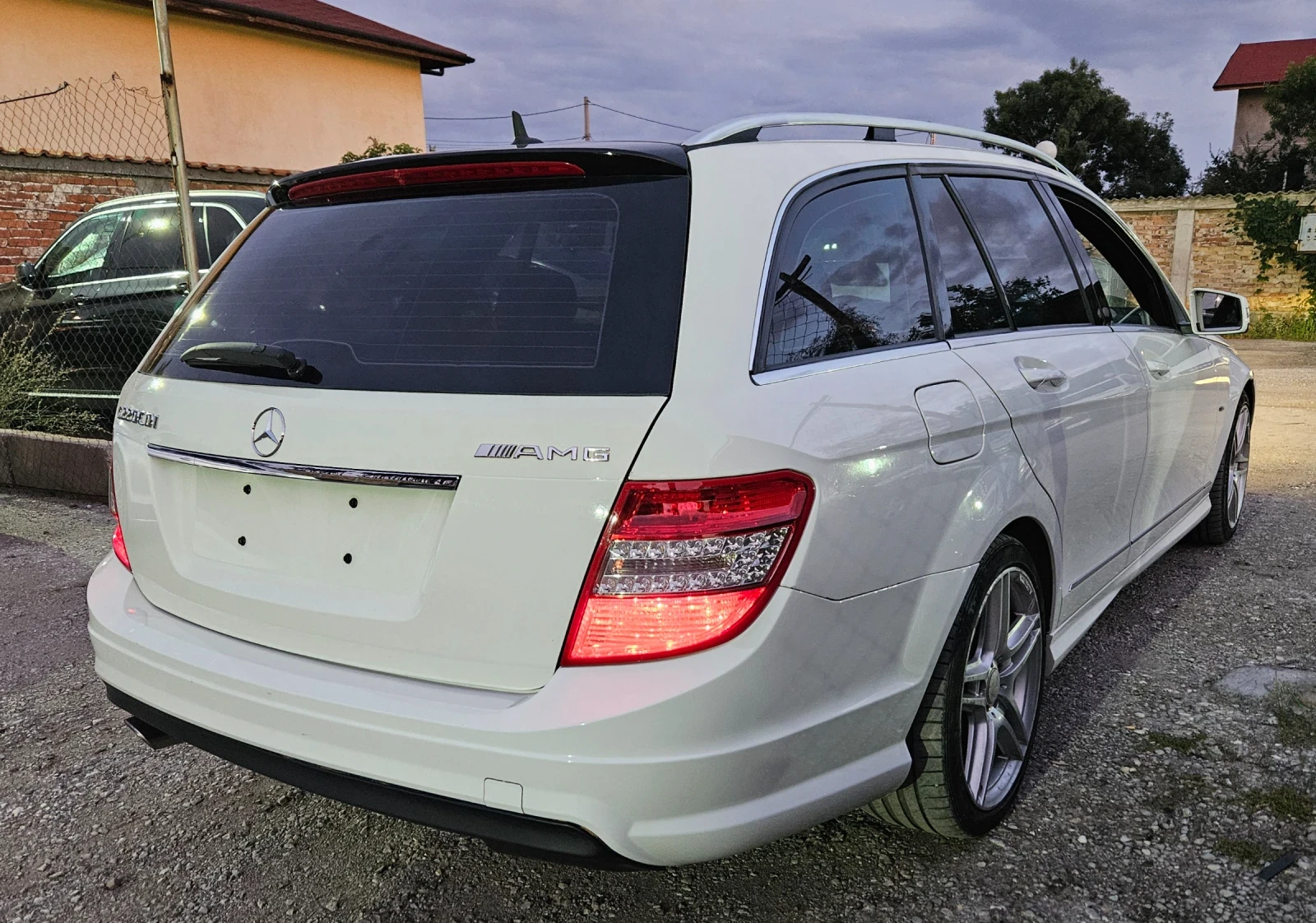 Mercedes-Benz C 220 220cdi-170k AMG  - изображение 3