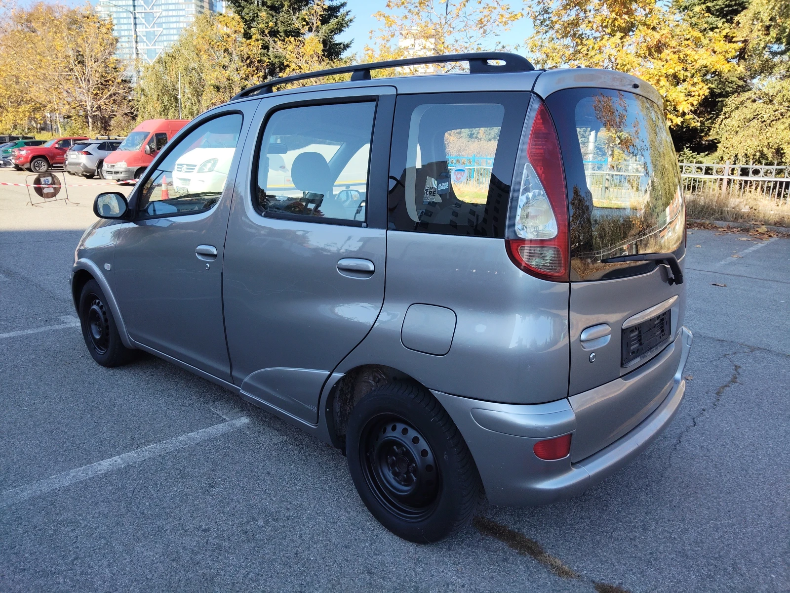 Toyota Yaris verso 1, 3i 86ps FACELIFT ITALY - изображение 5