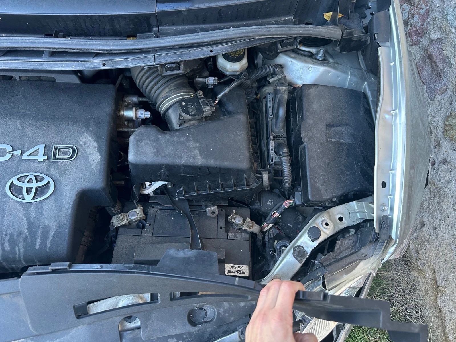 Toyota Auris 2.0 D4D - изображение 4