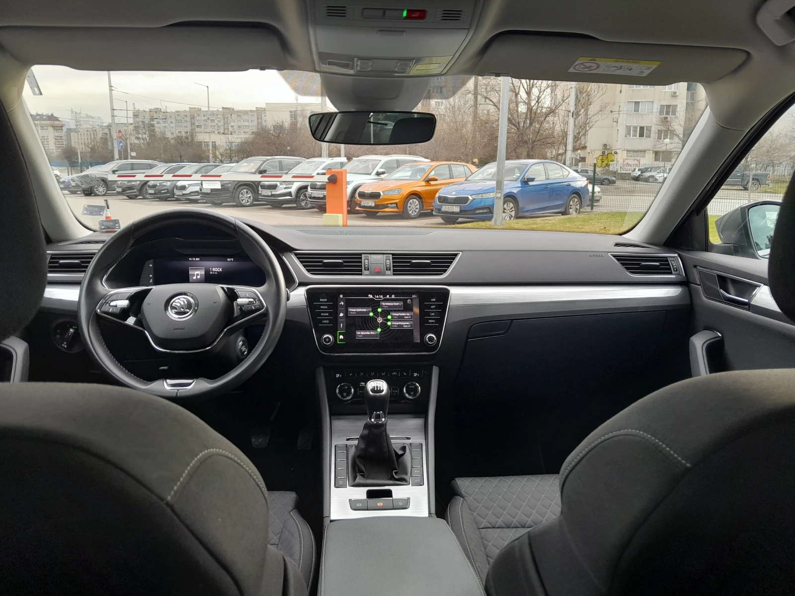 Skoda Superb 2.0 TDI/6МТ - изображение 9