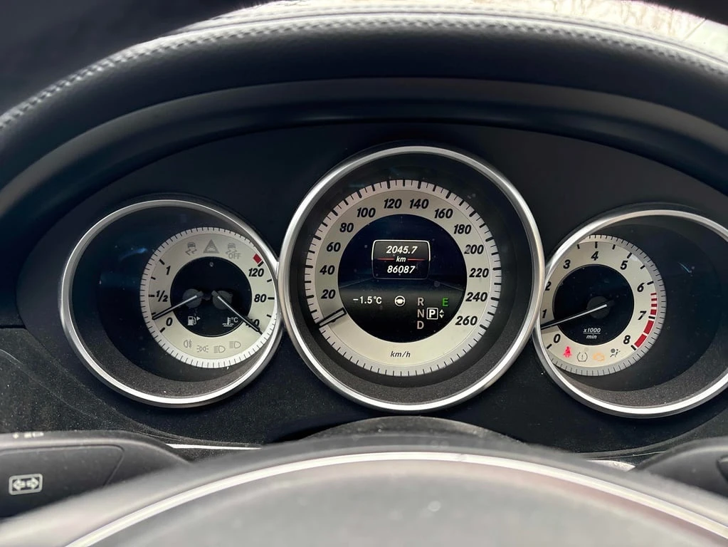 Mercedes-Benz CLS 550 * CARFAX * ЦЕНА ДО БГ - изображение 8