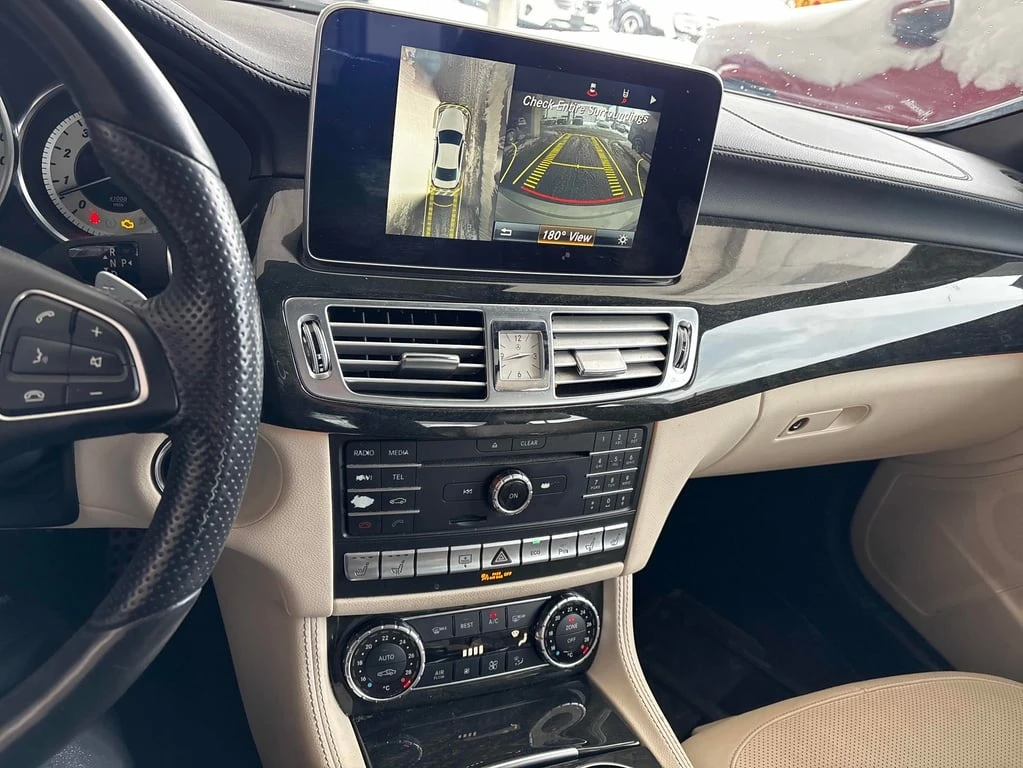 Mercedes-Benz CLS 550 * CARFAX * ЦЕНА ДО БГ - изображение 9