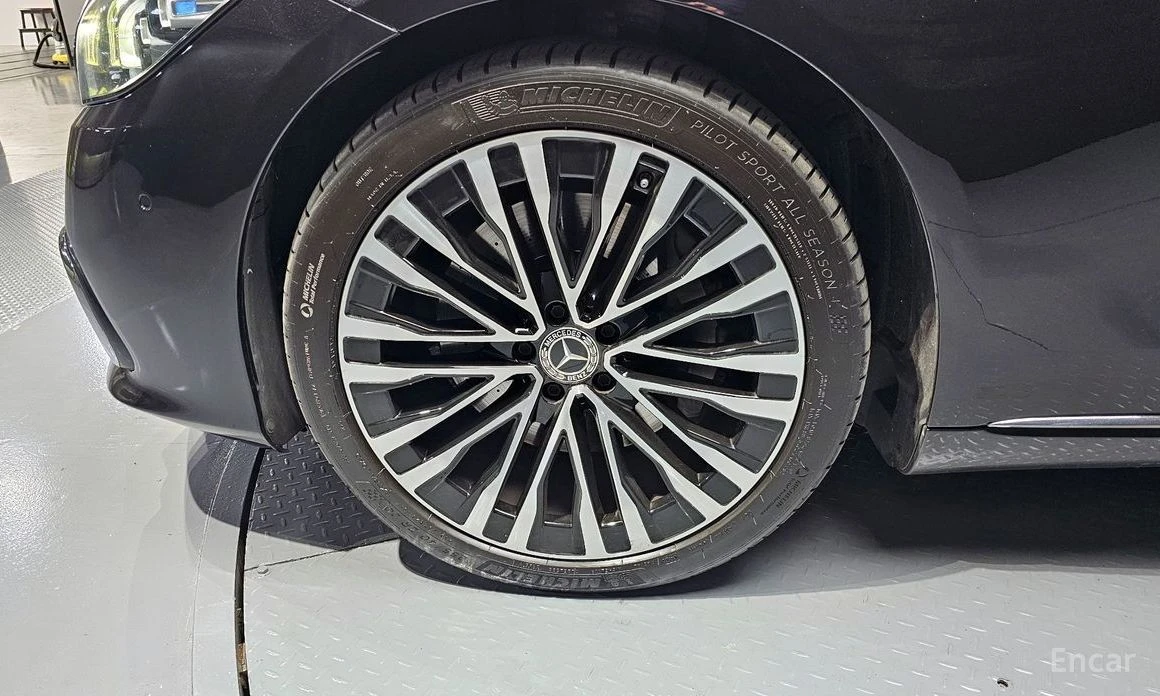 Mercedes-Benz S 580  - изображение 5