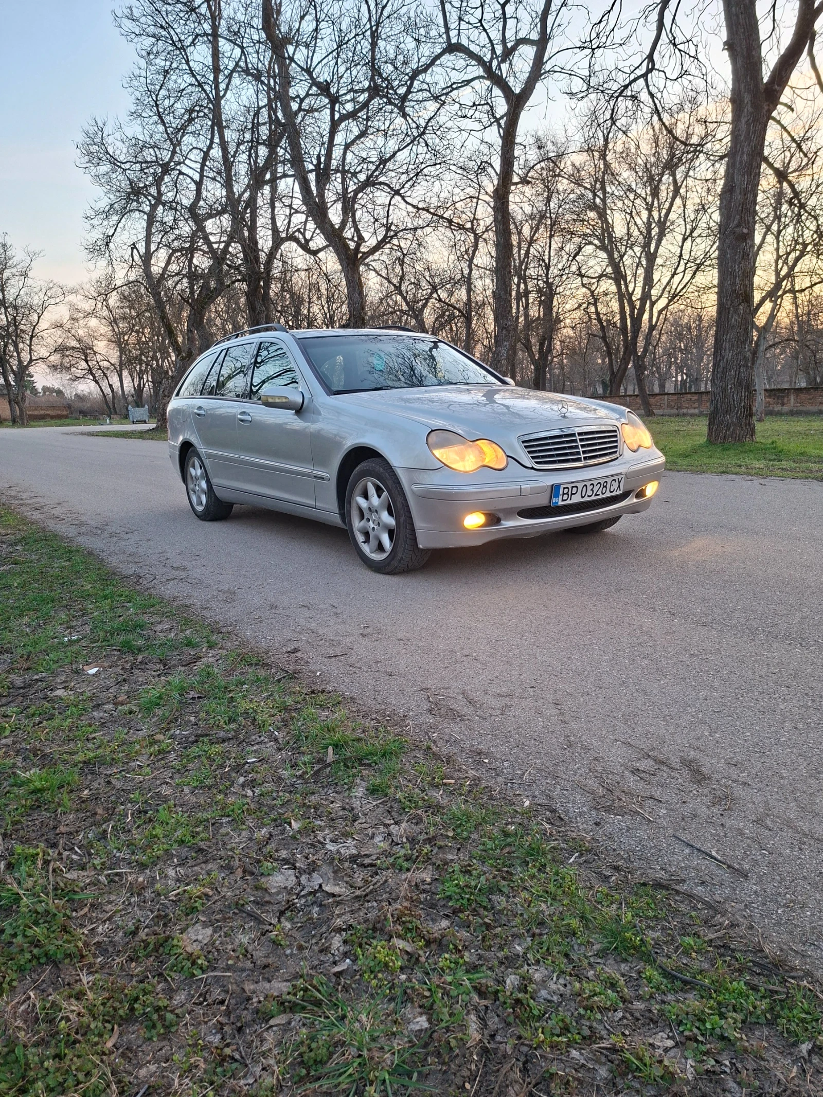 Mercedes-Benz C 270, снимка 2 - Автомобили и джипове - 53829813