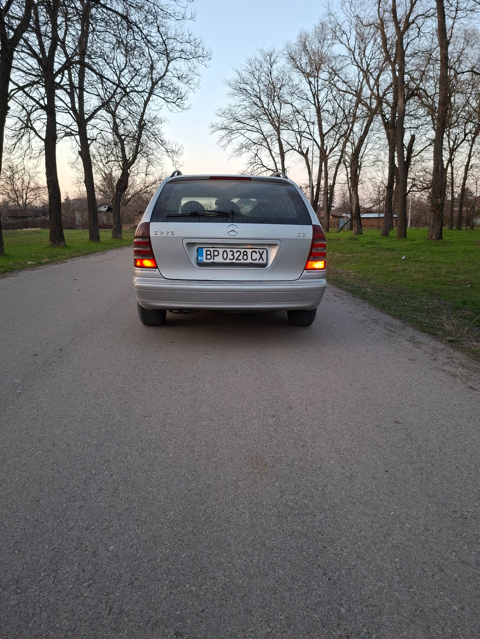 Mercedes-Benz C 270, снимка 4 - Автомобили и джипове - 53829813