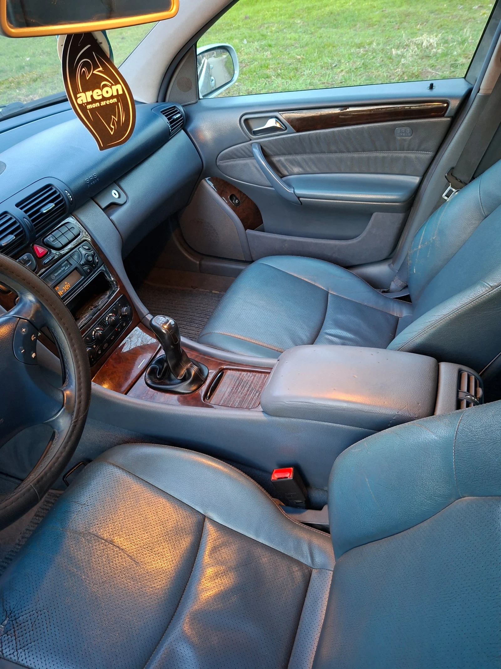 Mercedes-Benz C 270, снимка 8 - Автомобили и джипове - 53829813