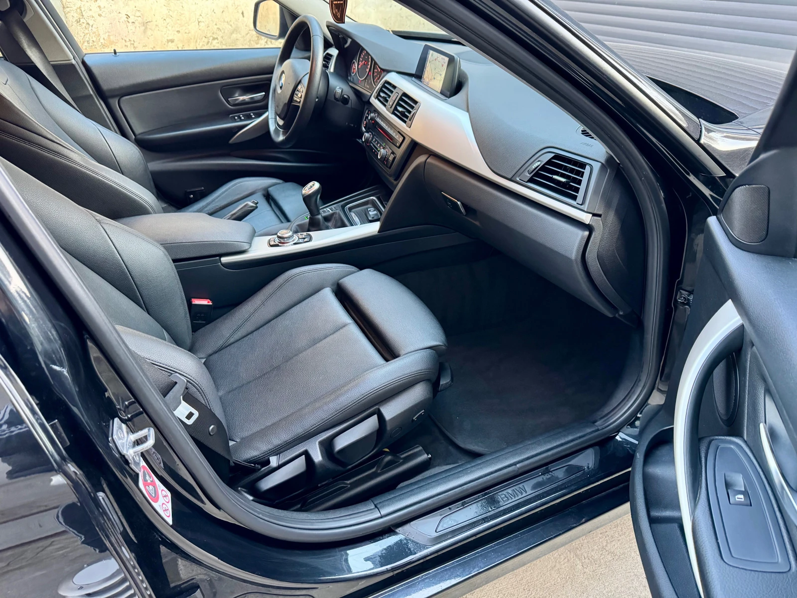 BMW 318 2.0d, снимка 8 - Автомобили и джипове - 54034358