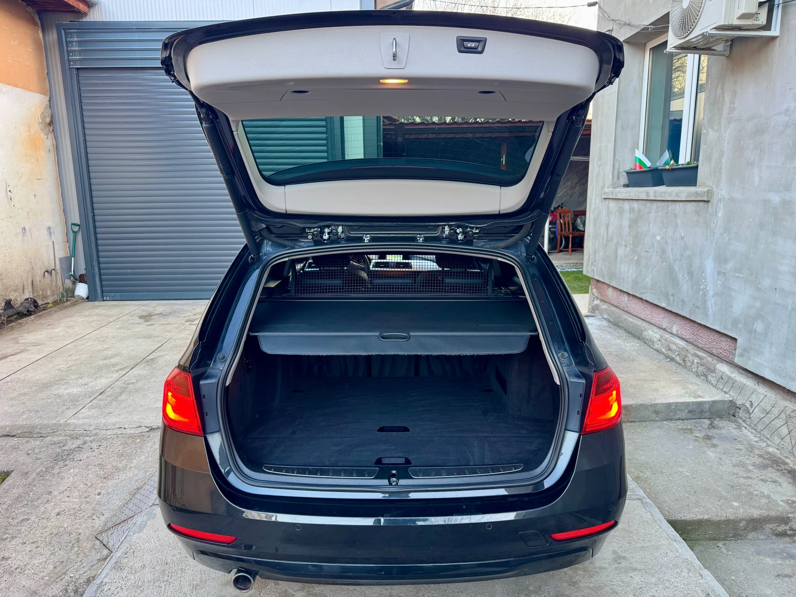 BMW 318 2.0d, снимка 16 - Автомобили и джипове - 54034358