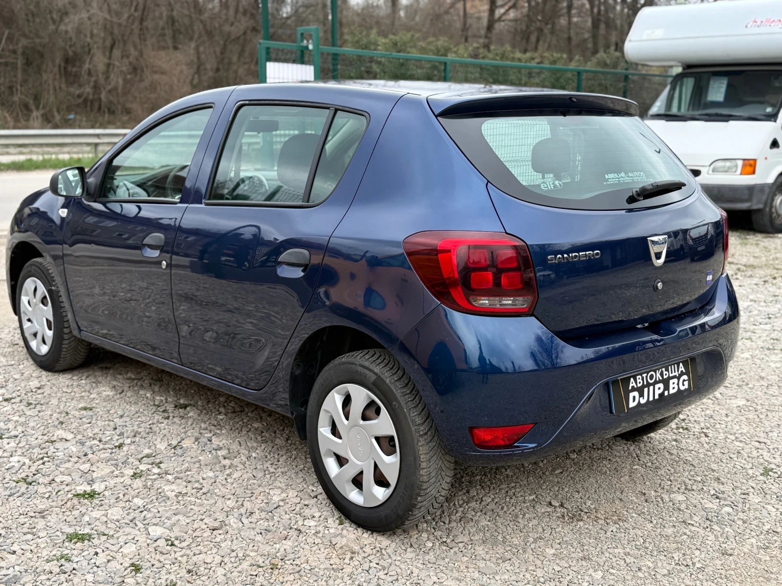 Dacia Sandero 1.0TCE, снимка 7 - Автомобили и джипове - 54058925