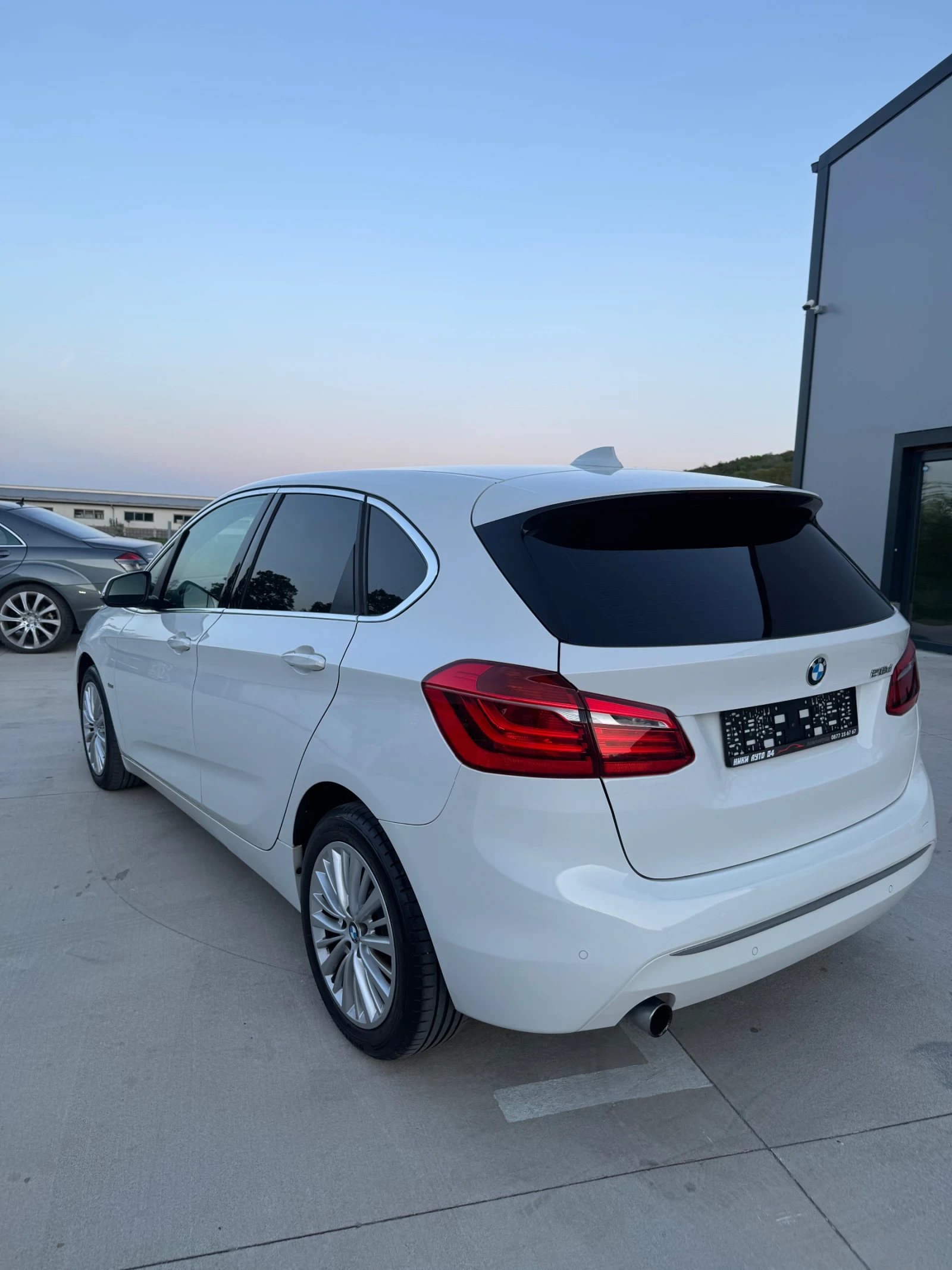 BMW 2 Active Tourer 218d, снимка 3 - Автомобили и джипове - 54348530