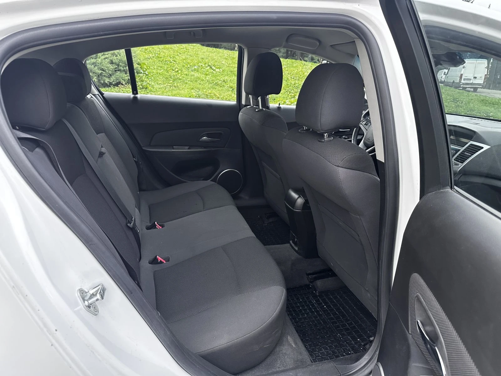 Chevrolet Cruze, снимка 7 - Автомобили и джипове - 54866852