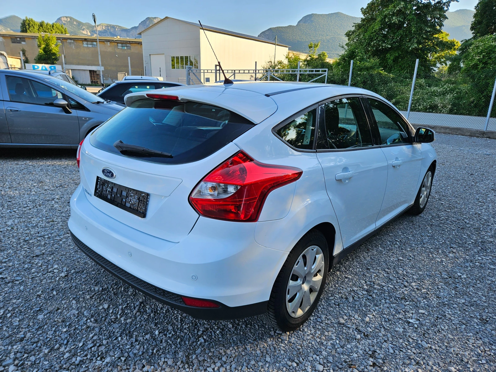 Ford Focus 1.6TDCI, снимка 3 - Автомобили и джипове - 55055711