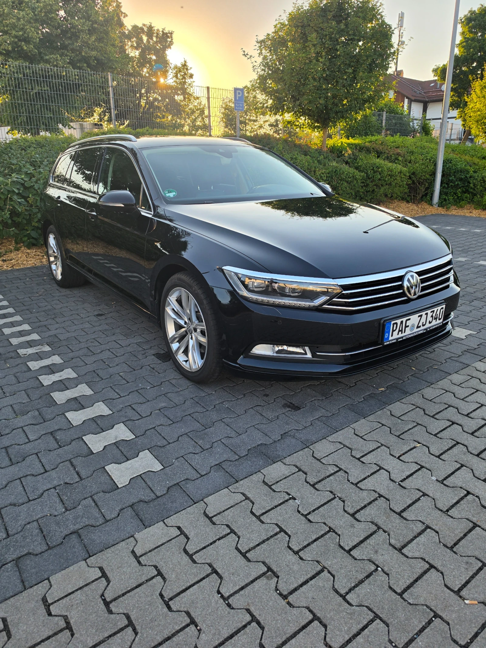 VW Passat Variant, снимка 3 - Автомобили и джипове - 55159542