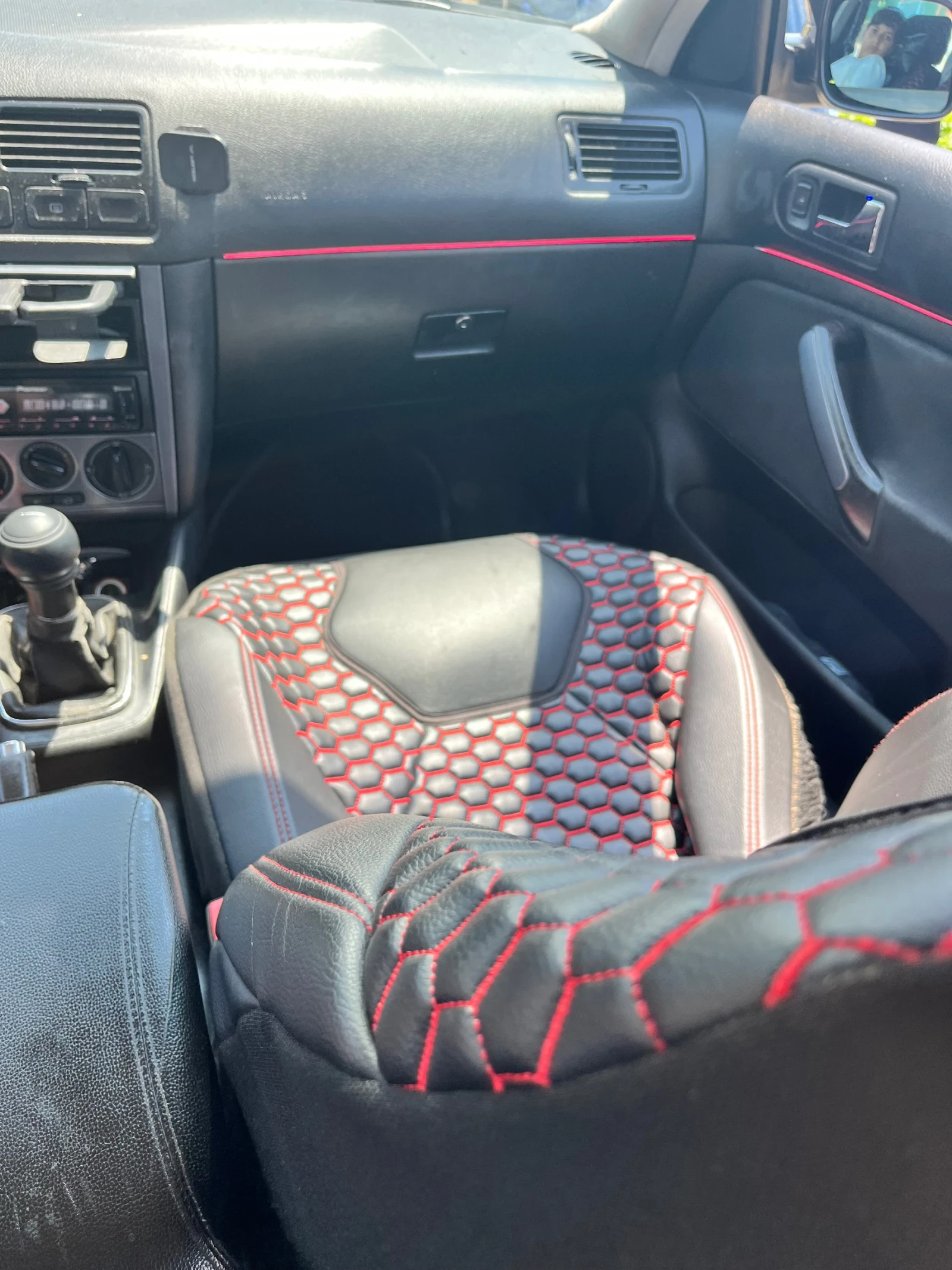 VW Bora, снимка 4 - Автомобили и джипове - 55236849