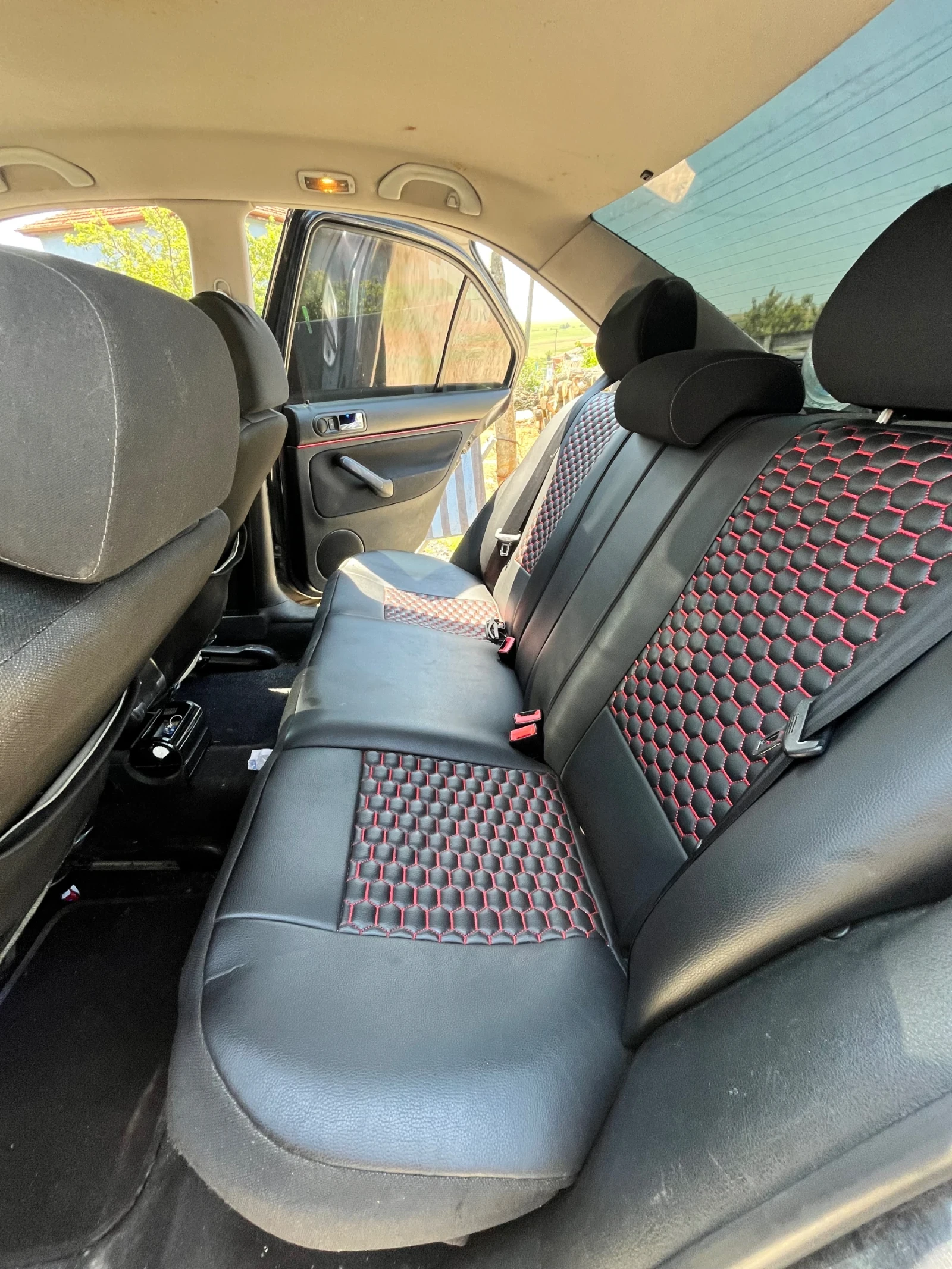 VW Bora, снимка 5 - Автомобили и джипове - 55236849