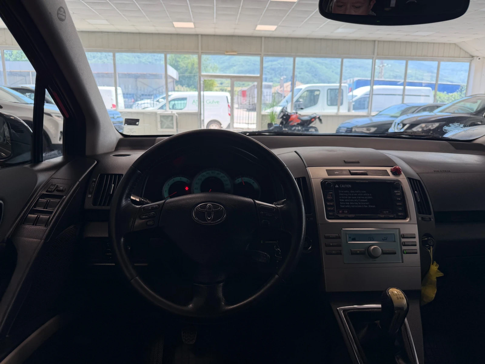 Toyota Corolla verso D-4D | 7 места, снимка 7 - Автомобили и джипове - 55475109