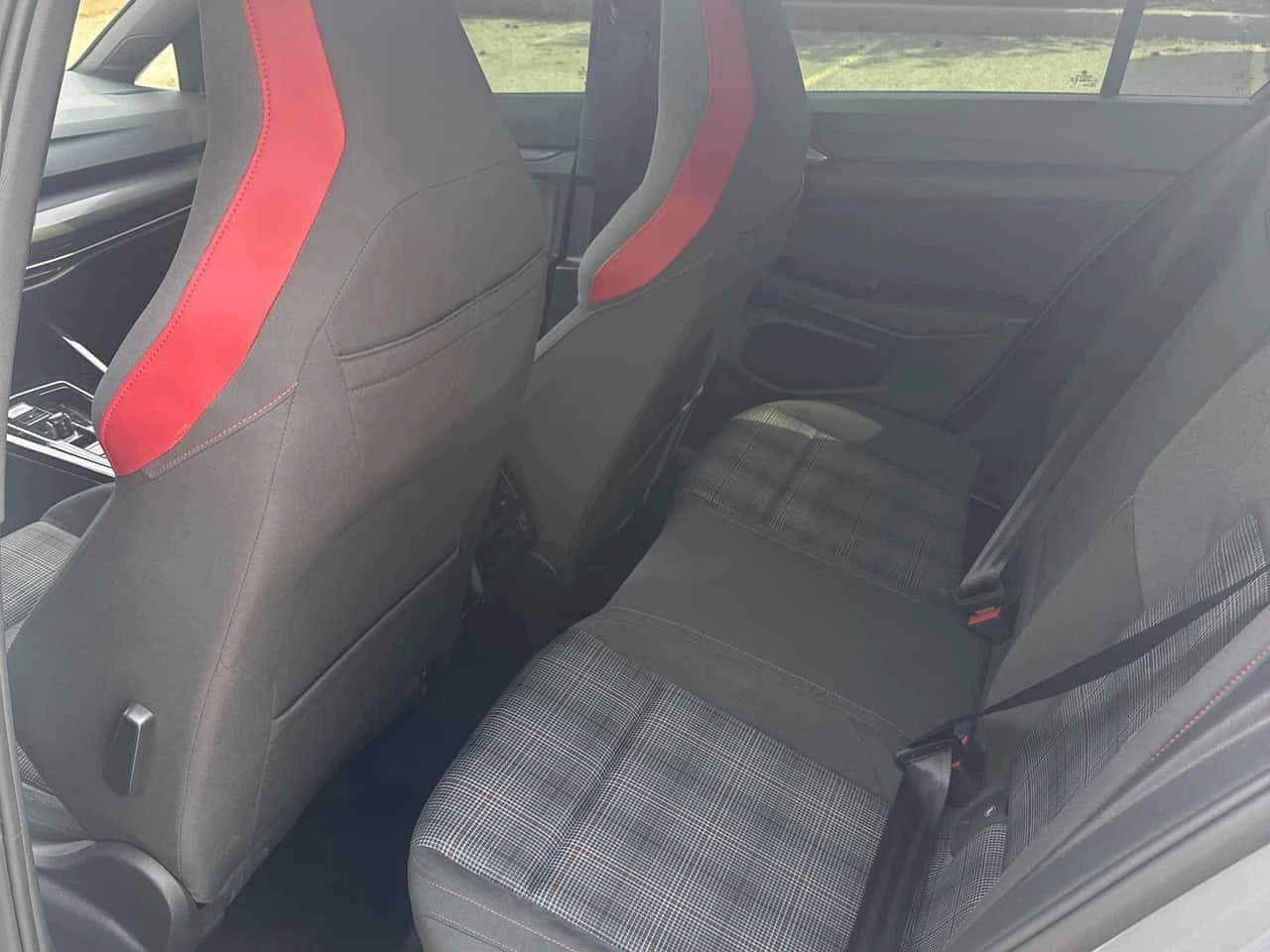 VW Golf GTI | CARFAX | ПОДГРЕВ | ШИБИДАХ | , снимка 10 - Автомобили и джипове - 55542070