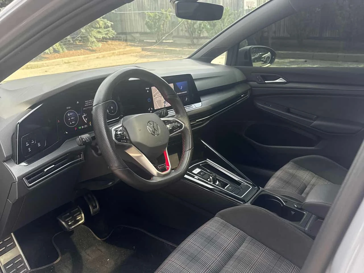 VW Golf GTI | CARFAX | ПОДГРЕВ | ШИБИДАХ | , снимка 5 - Автомобили и джипове - 55542070