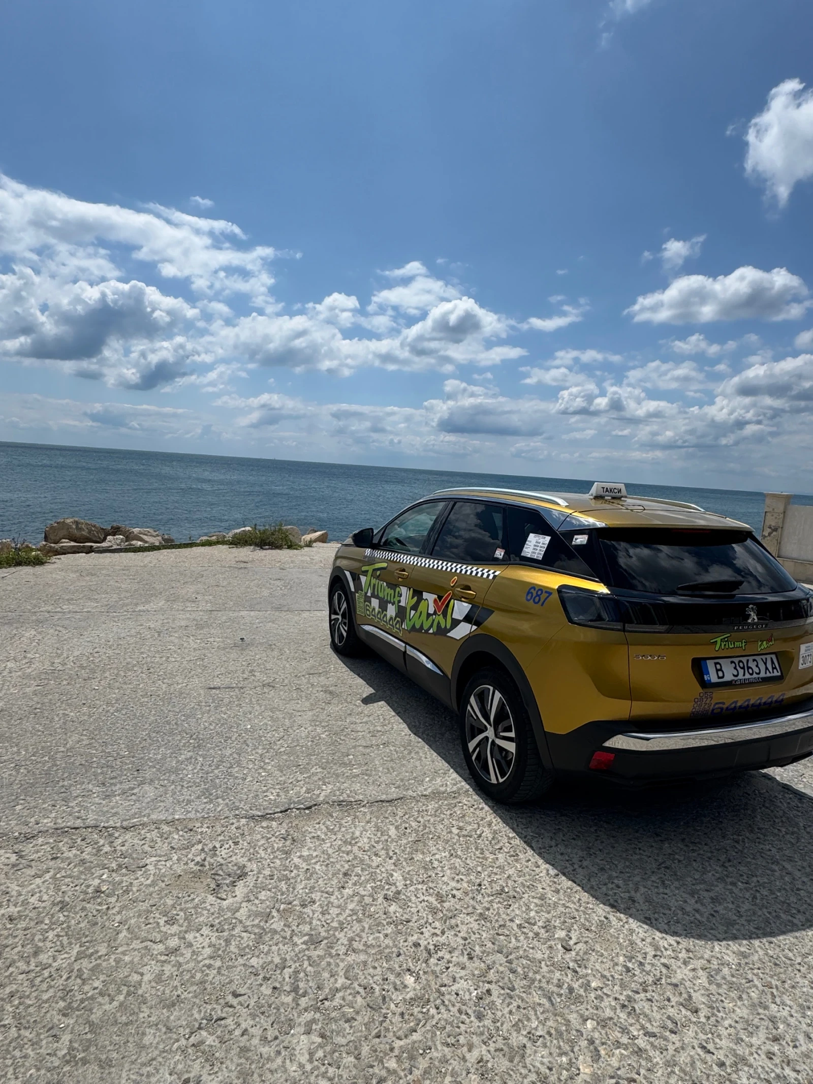 Peugeot 3008 1.5, снимка 10 - Автомобили и джипове - 55892425