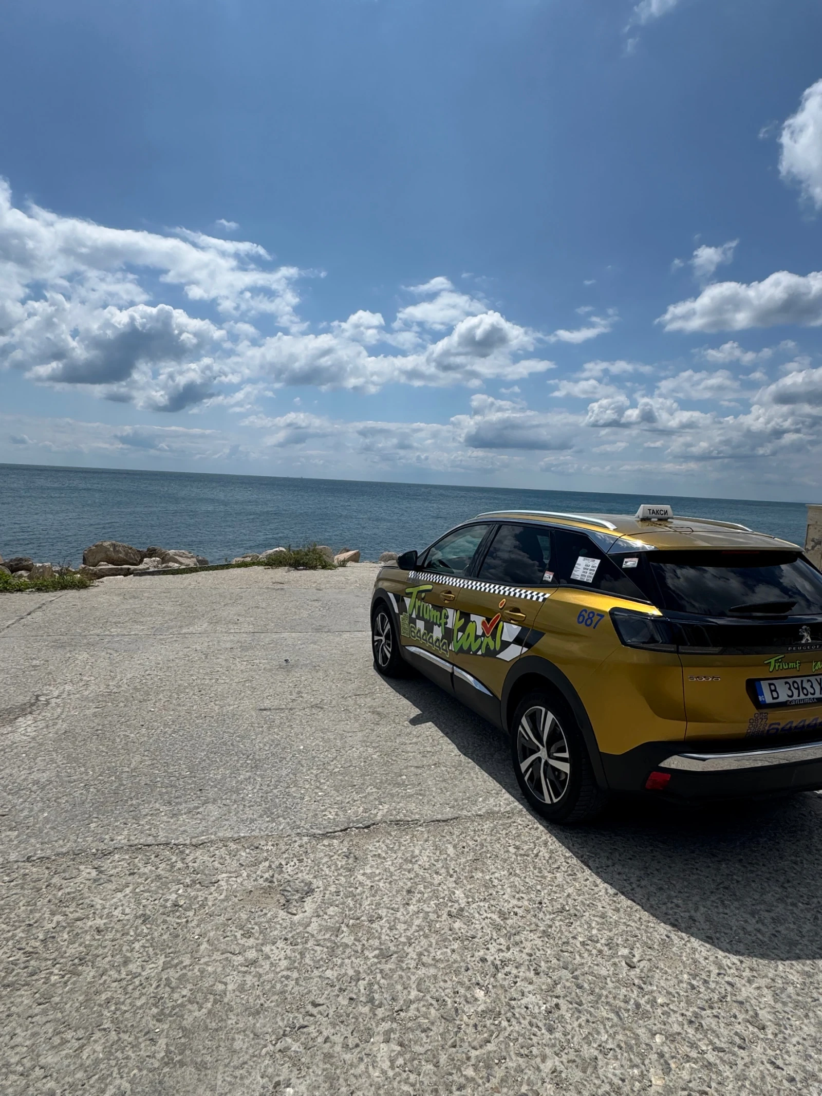 Peugeot 3008 1.5, снимка 13 - Автомобили и джипове - 55892425