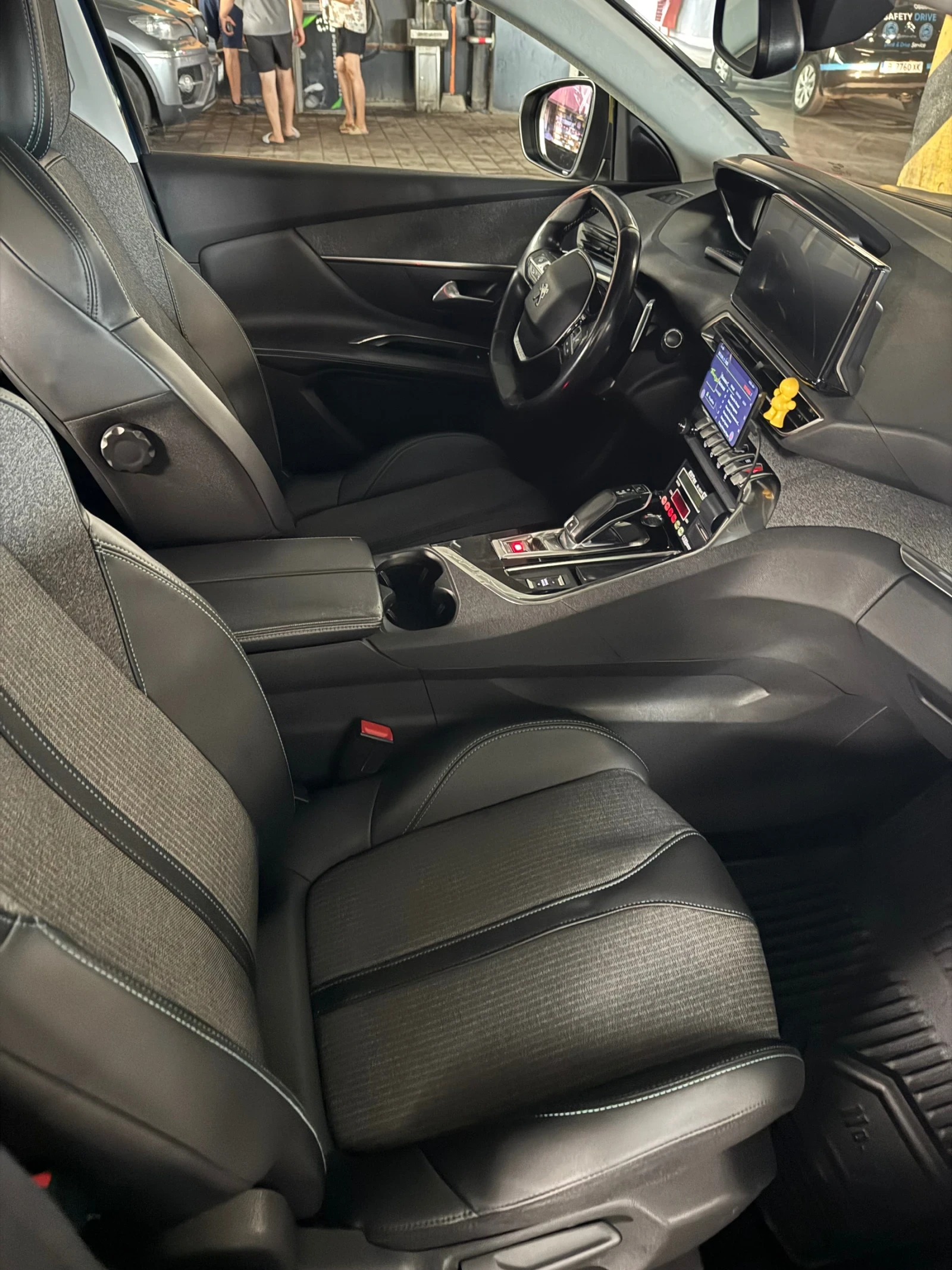 Peugeot 3008 1.5, снимка 2 - Автомобили и джипове - 55892425