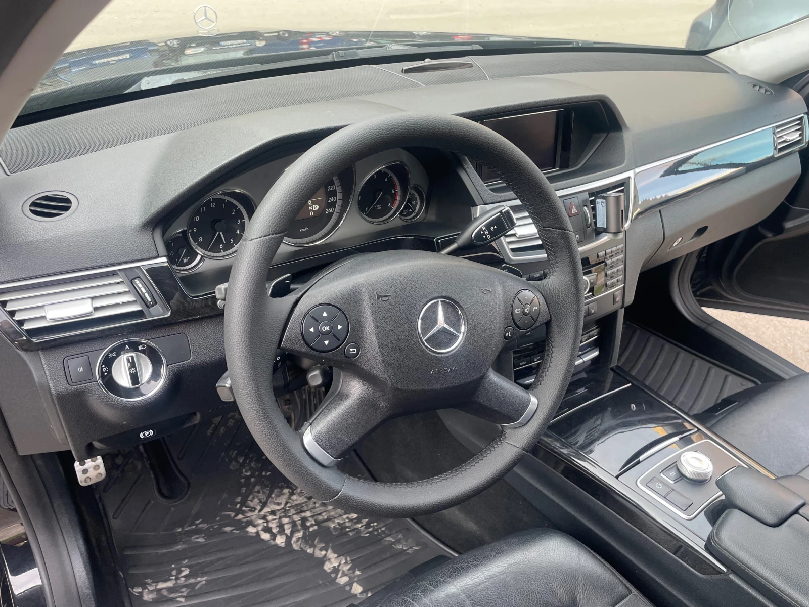 Mercedes-Benz E 350, снимка 6 - Автомобили и джипове - 56117973
