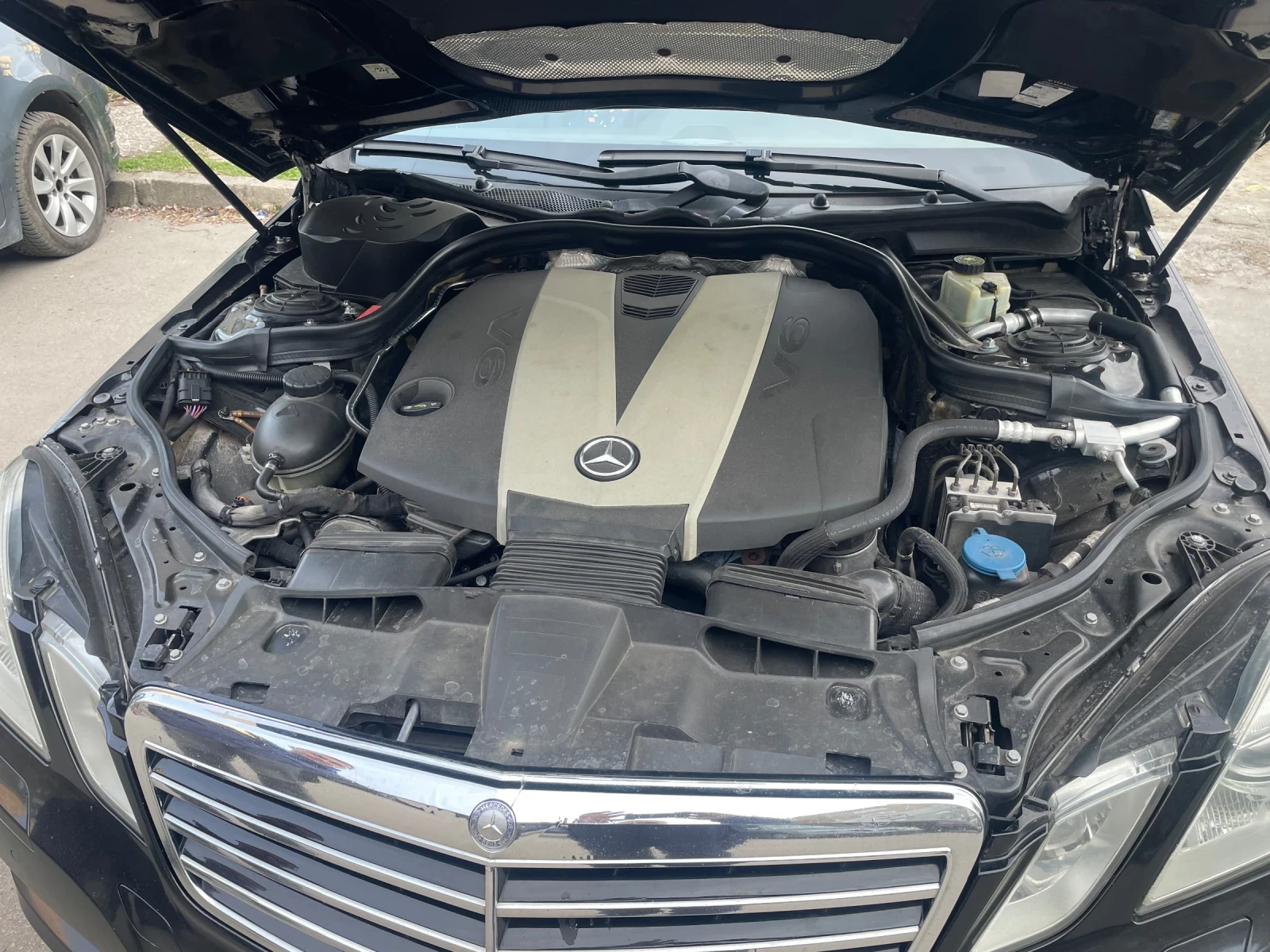 Mercedes-Benz E 350, снимка 14 - Автомобили и джипове - 56117973